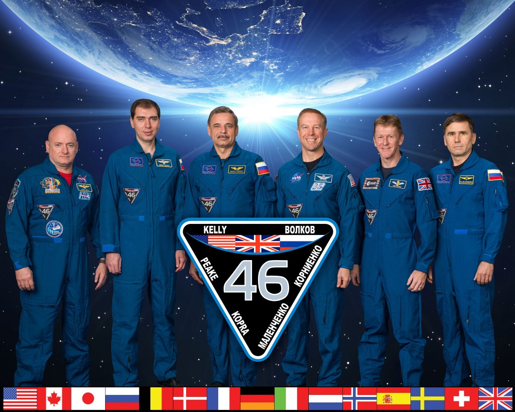 Expedition 46 crew portrait with (from left) Commander Scott Kelly and Flight Engineers Mikhail Kornienko, Sergey Volkov, Timothy Peake, Timothy Kopra and Yuri Malenchenko. Photographer: Robert Markowitz